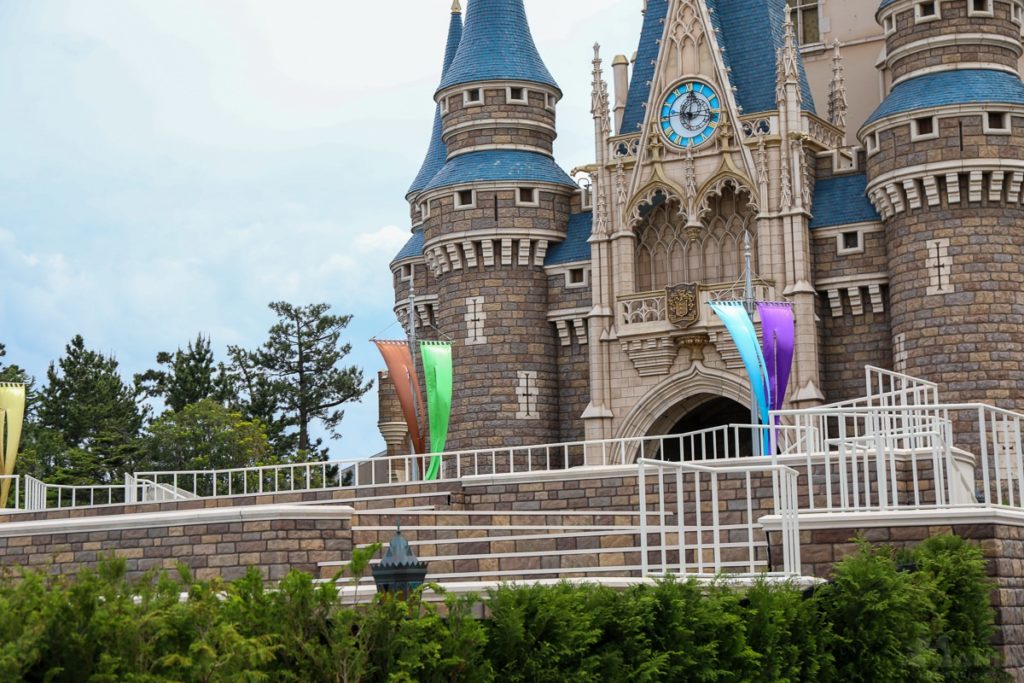 ステージほぼ完成 キャッスルショー復活まで1ヶ月半 オー サマー バンザイ 抽選採用も決定 ディズニーリゾートまにあ